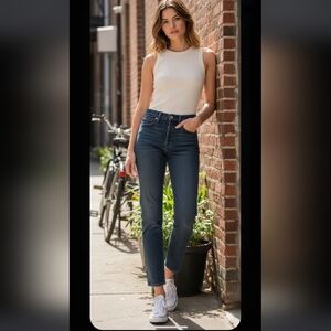 Levi's Wedgie Straight Jeans